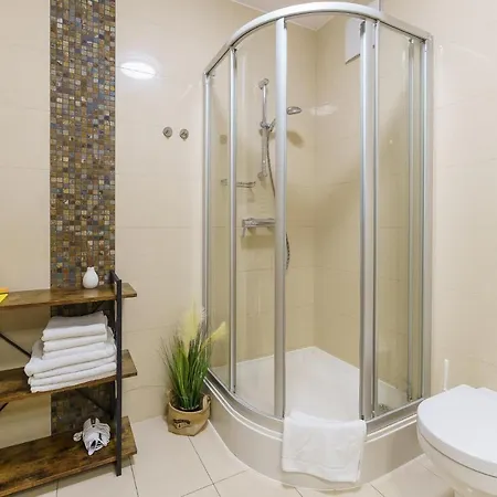 Prywatne W Diva Z Basenem Apartament