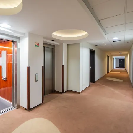 Prywatne W Przy Plazy Diva Appartement