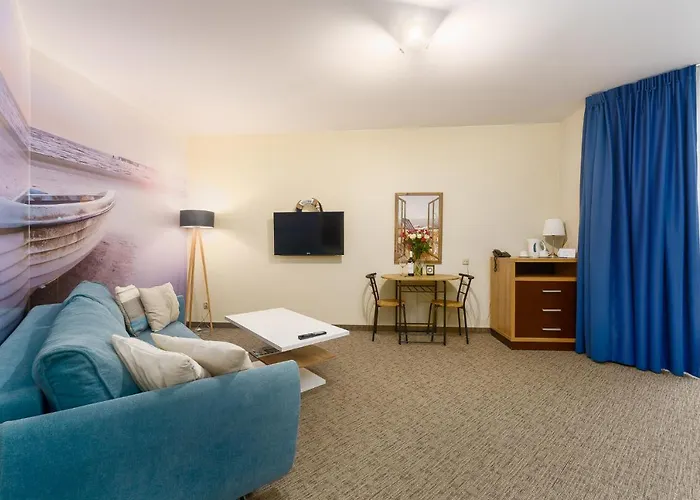 Prywatne W Przy Plazy Diva 아파트 코워브제크